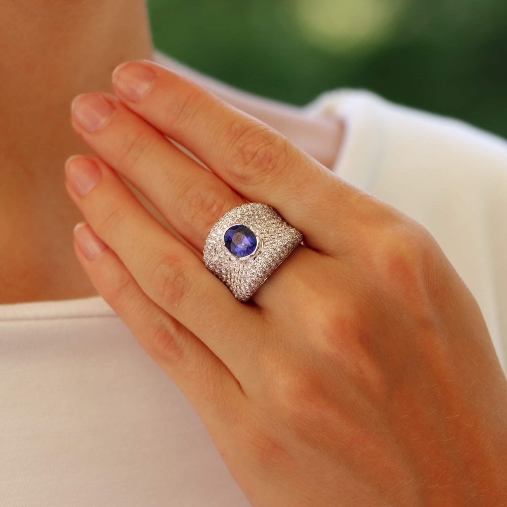 Vintage sapphire and diamond bombe ring in white gold.