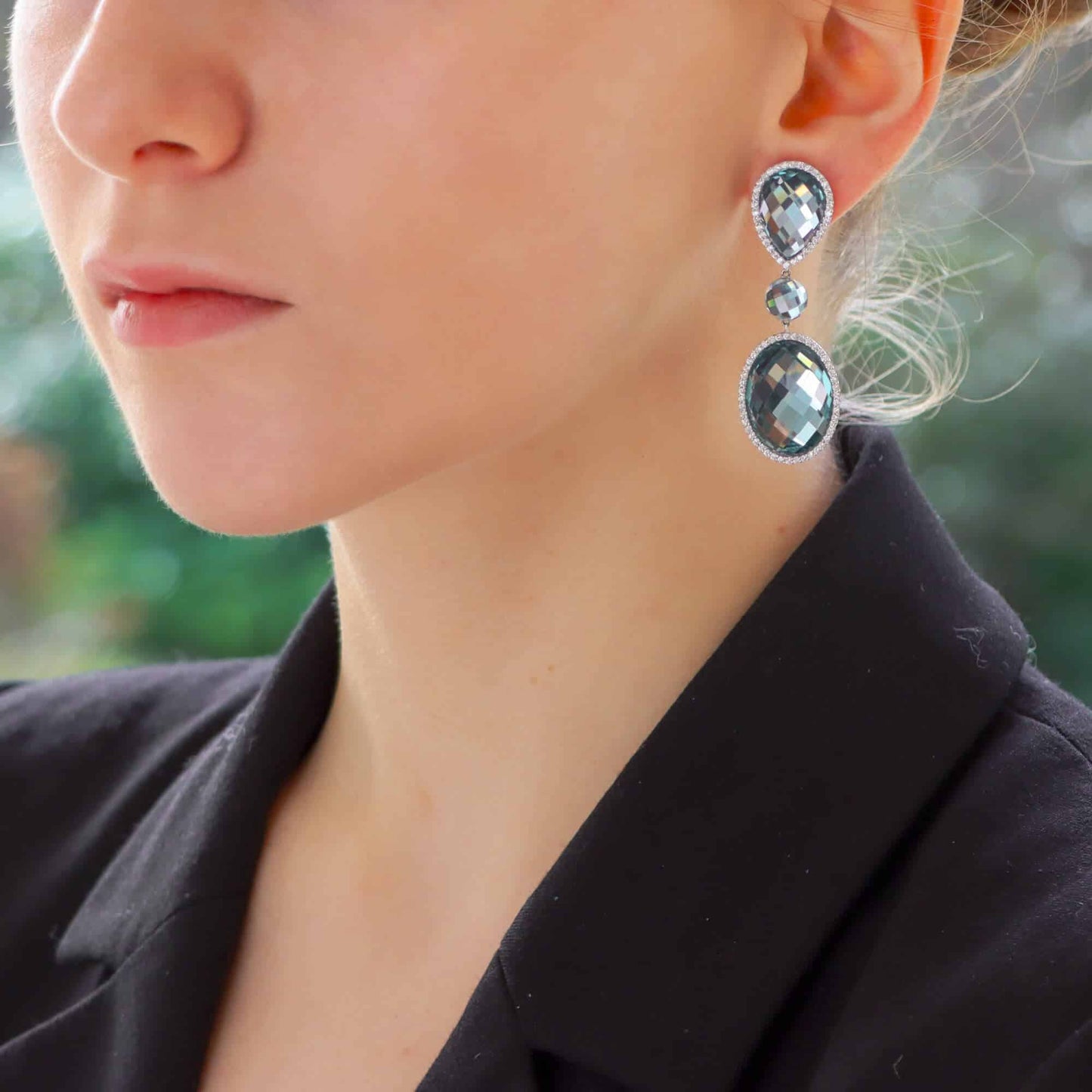 Vintage Roberto Coin blue topaz and diamond drop earrings in white gold.