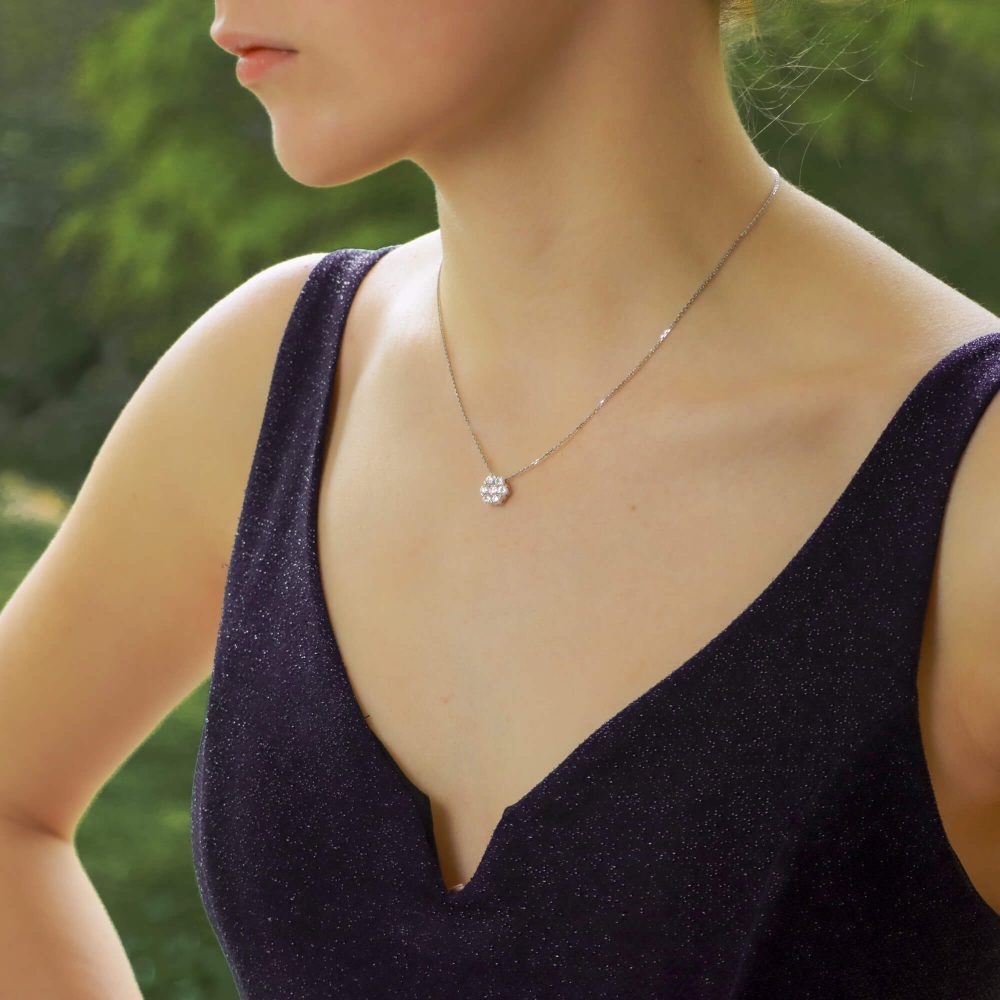 Diamond Daisy Flower Cluster Pendant Necklace