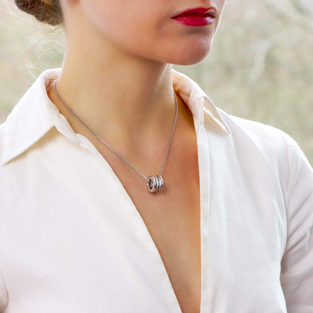 Bulgari diamond pendant necklace set in white gold.