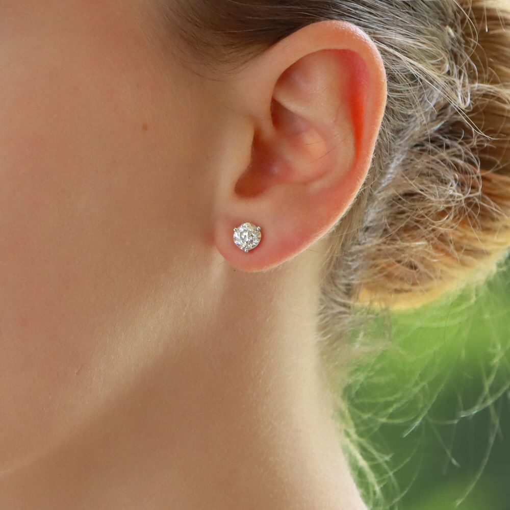 Art Deco Style Emerald and Diamond Earstuds