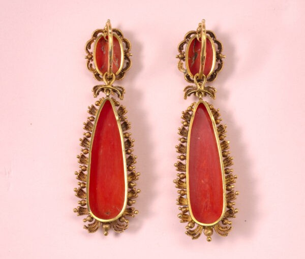 Antique Georgian Carved Coral Cameo Drop Earrings; drops depict Amor and Psyche, top parts decorated with two smaller cameos, detachable drops, 15ct gold