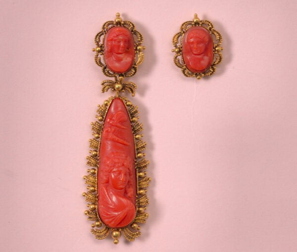 Antique Georgian Carved Coral Cameo Drop Earrings; drops depict Amor and Psyche, top parts decorated with two smaller cameos, detachable drops, 15ct gold