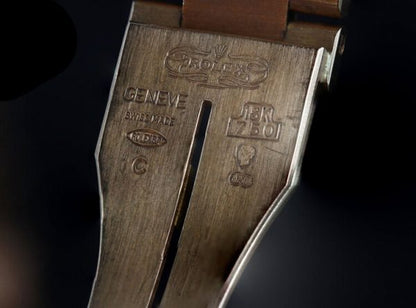 Vintage Rolex Cellini 18ct Yellow Gold 27mm Manual Watch, champagne dial, Roman numerals at 3 6 9 and 12, Rolex 18ct gold bracelet strap, Circa 1990’s