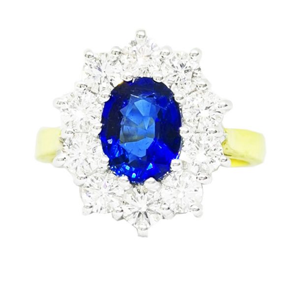 Sapphire and Diamond Cluster Ring, 3.04 carat total, 18ct Gold