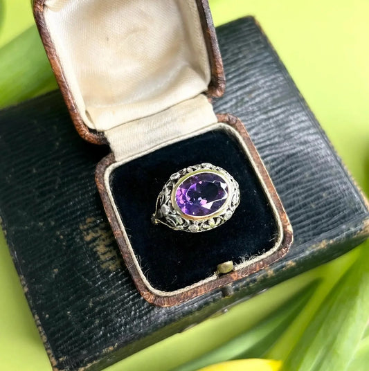 Antique 18 Carat Yellow and White Gold Oval Amethyst and Diamond Ring