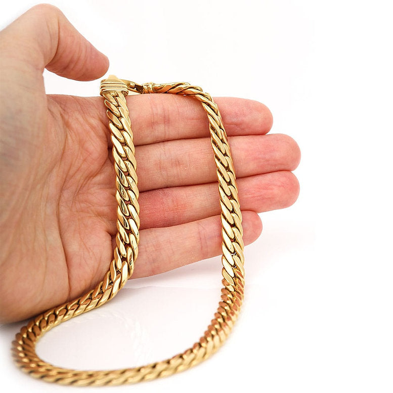 Contemporary Italian 18ct Yellow Gold Herringbone Link Necklace