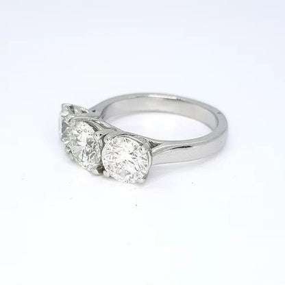 Traditional Three Stone Diamond Ring in Platinum, 2.85 carat total