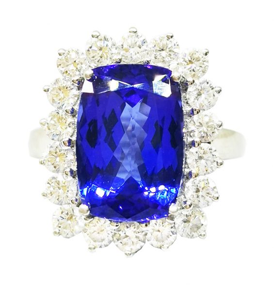 Tanzanite and Diamond Cluster Ring, 7.52 carat total, set in Platinum