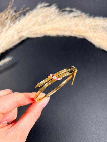Vintage 15 Carat Yellow Gold, 1930's Ruby And Diamond Crossover Bangle