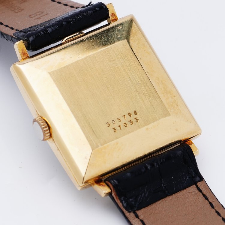 Baume and Mercier Classic 18ct Yellow Gold Manual Watch