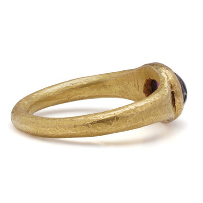 Antique Roman 22ct Gold Carved Amethyst Intaglio Ring