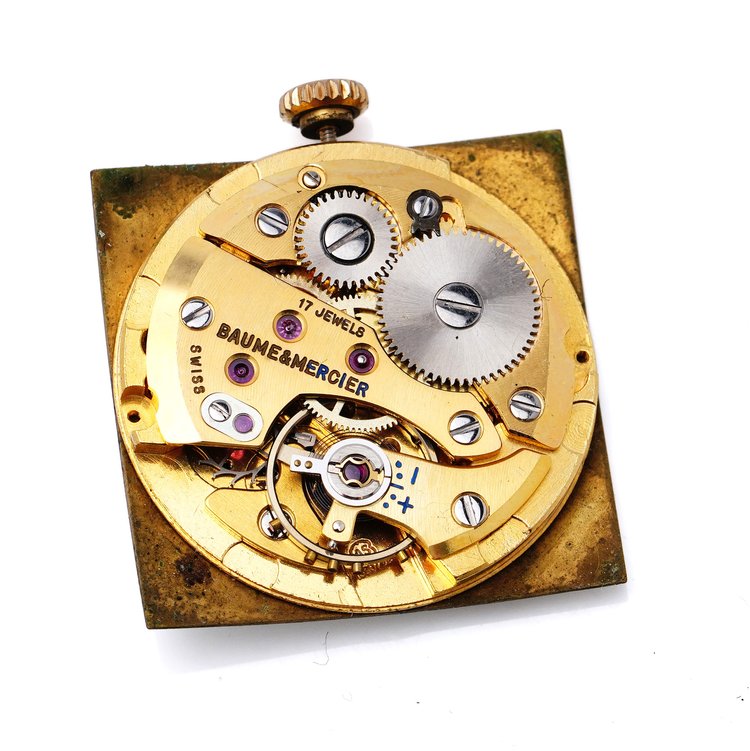 Baume and Mercier Classic 18ct Yellow Gold Manual Watch