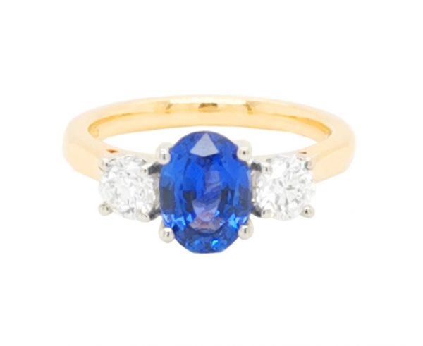 Sapphire and Diamond Trilogy ring, 2.90 carat total, 18ct Yellow Gold