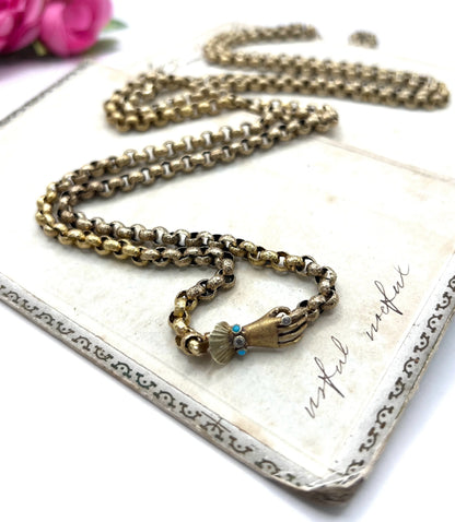 Georgian 15 Carat Gold Long Guard Necklace with Hand Clasp, Circa 1800
