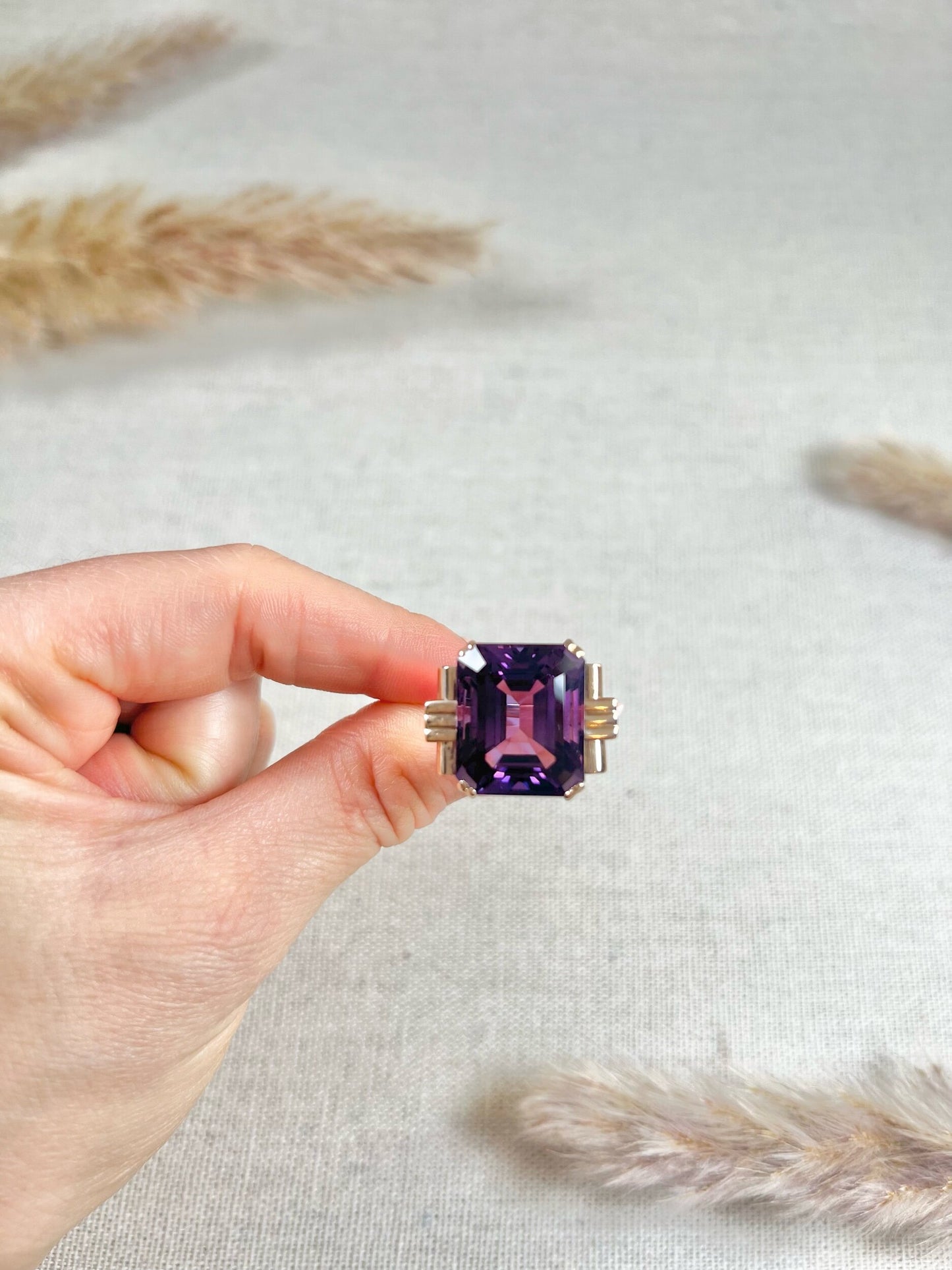 Vintage 14 Carat Yellow Gold Large Amethyst Cocktail Ring, Circa 1940