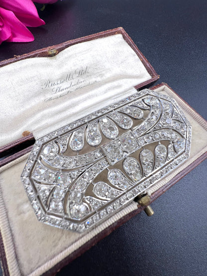 Antique Platinum, Edwardian era 10 Carat Diamond Openwork Brooch