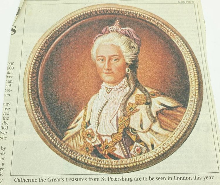 Antique Russian 12ct Cabochon Sapphire and Old Cut Diamond Cluster Earrings in 14ct Gold, Circa 1850s. Similar pair worn by Catherine the Great