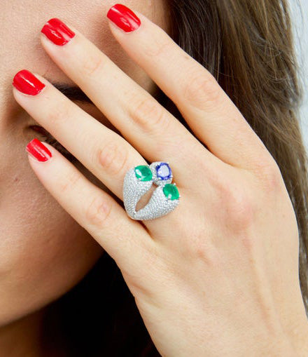 Diamond, Emerald and Tanzanite Dress Ring, 6.58ct total, 18ct white gold