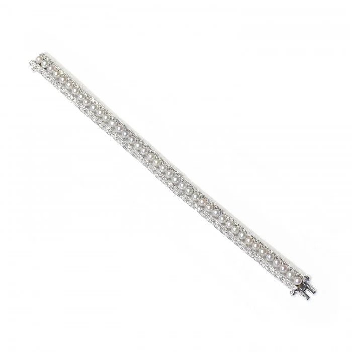 Modern Pearl and Diamond Bracelet in Platinum, 3.81 carats