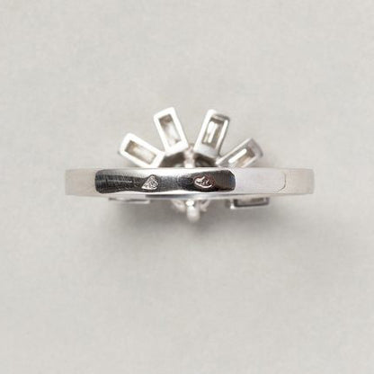 Contemporary French Diamond Sunburst Cluster Ring