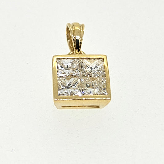 0.83ct Princess Cut Diamond Square Pendant in 18ct Gold