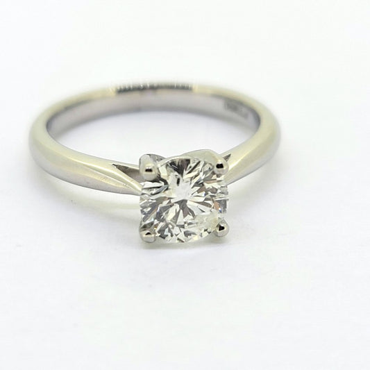 1ct Diamond Solitaire Engagement Ring in Platinum