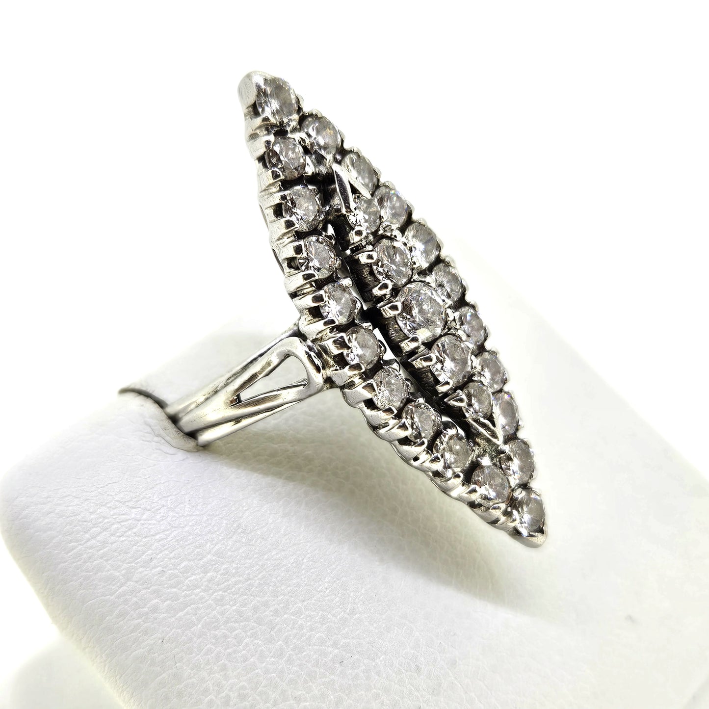 Vintage 1940s Diamond Marquise Cluster Navette Ring