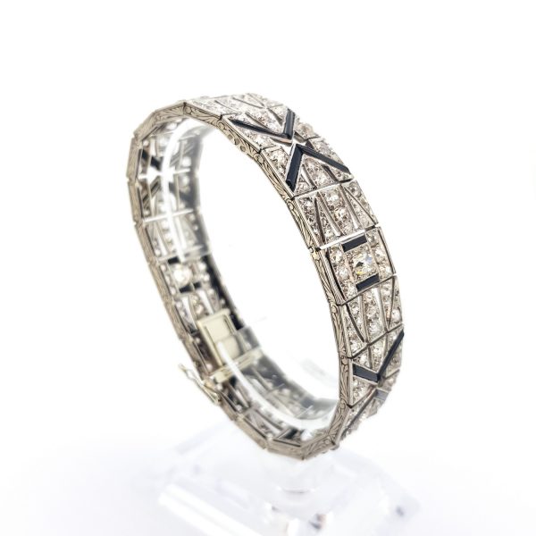 Art Deco 11ct Diamond, Onyx and Platinum Bracelet