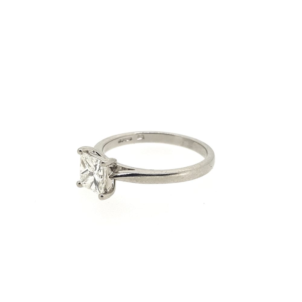 GIA Certified H VS1 1.01ct Princess Cut Solitaire Diamond Ring in Platinum