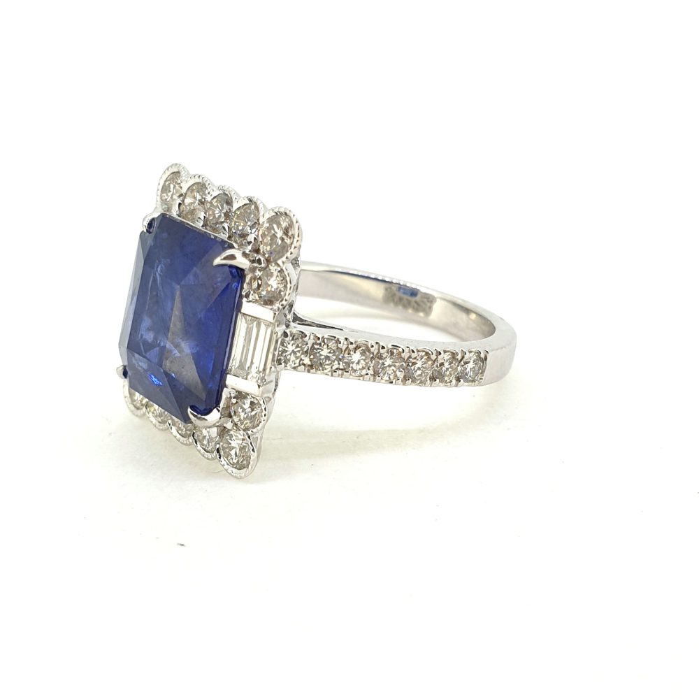 6.21ct Sapphire and Diamond Cluster Tablet Ring