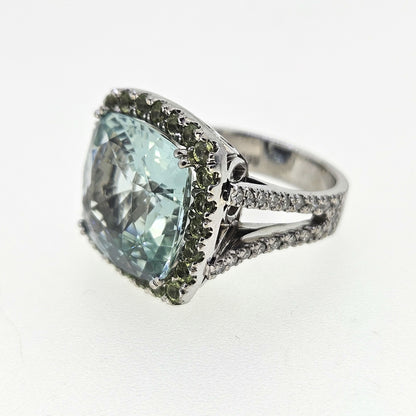 Aquamarine, Peridot and Diamond Ring Aq Est 10cts