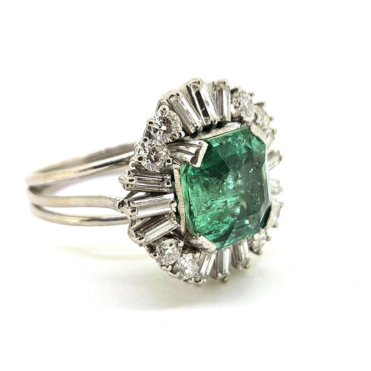 Columbian Emerald and Diamond Cluster Ring.