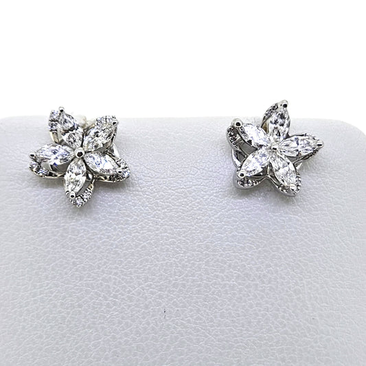 Jacket Diamond Studs D.95 18ct