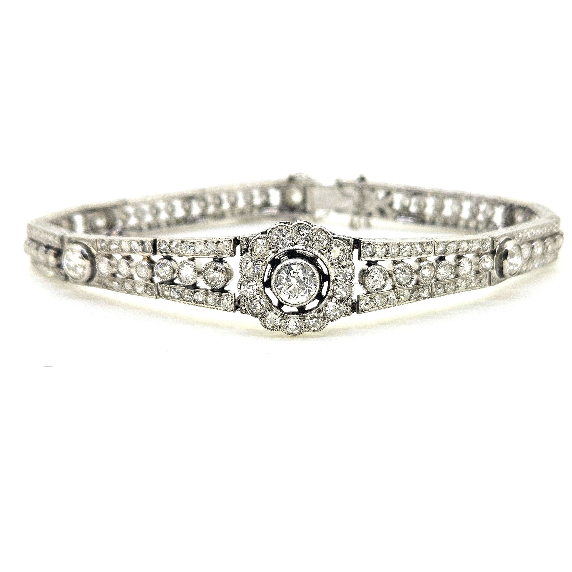 Art Deco, Belle Epoque Diamond Floral Cluster Bracelet in Platinum