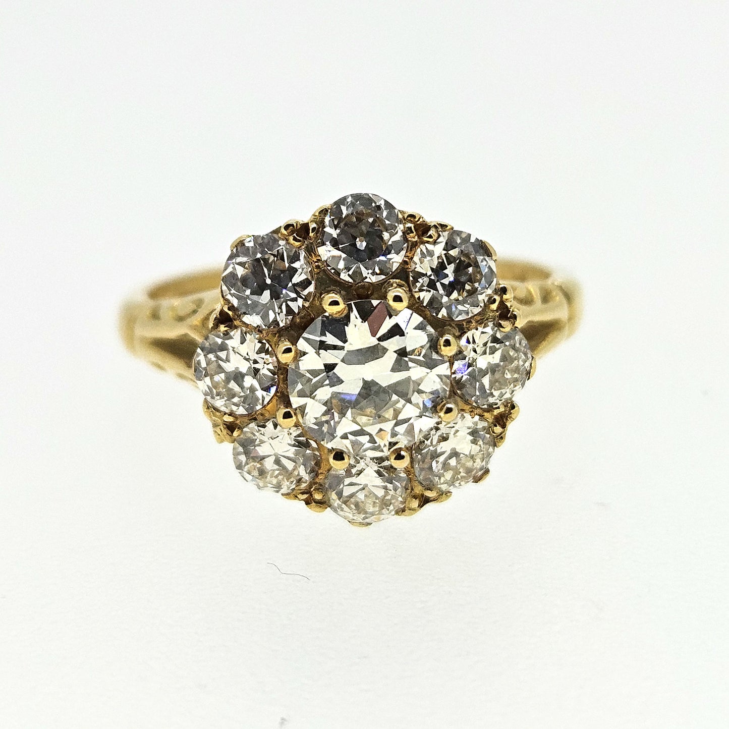 18 Carat Yellow Gold Old-Cut Diamond Daisy Cluster Ring, 2.00 Carats