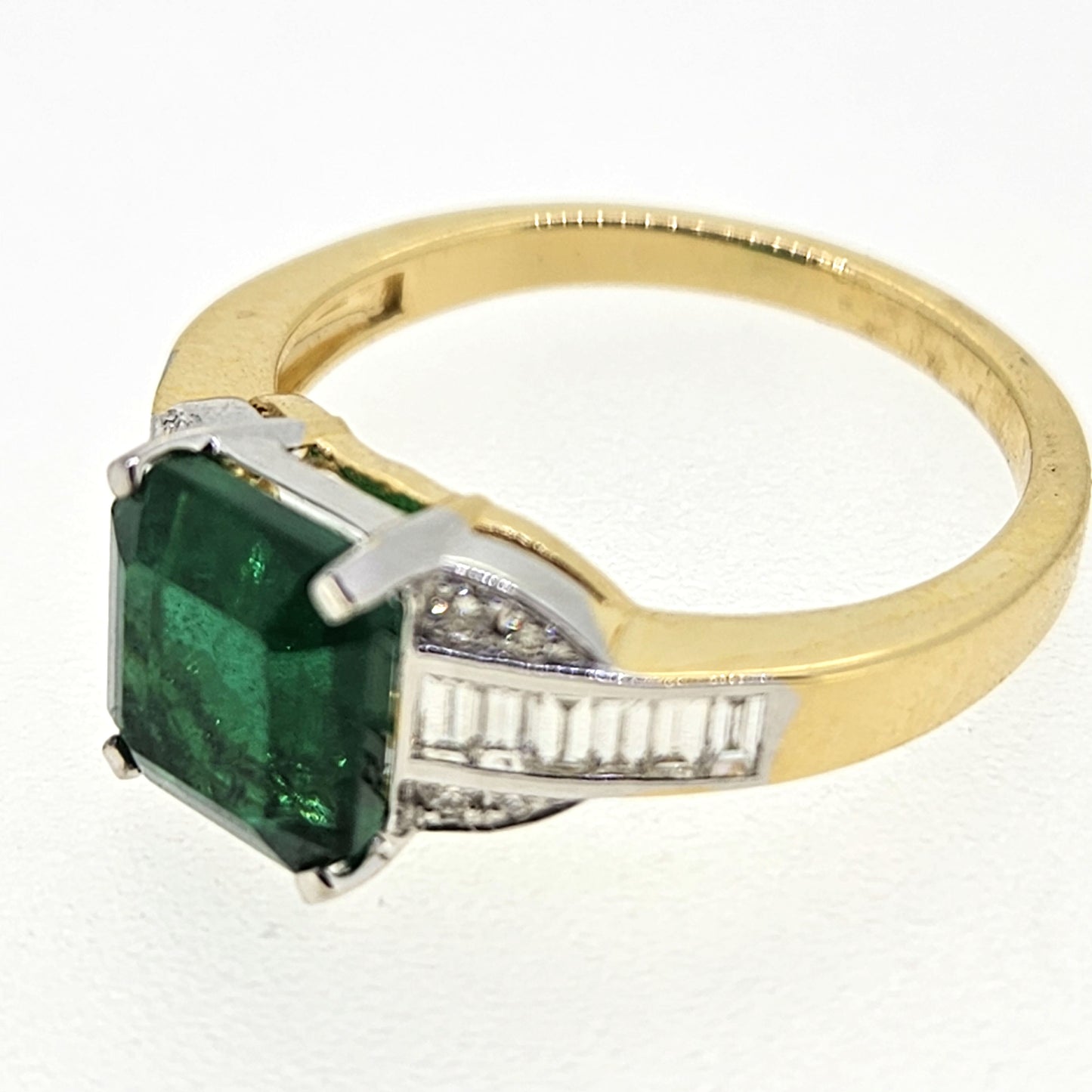 Emerald and Diamond Cluster Ring Em2.30 D0.28