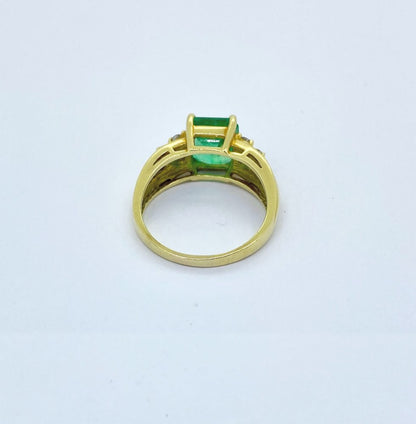 2.5ct Colombian Emerald and Diamond Dress Ring in 18ct Yellow Gold