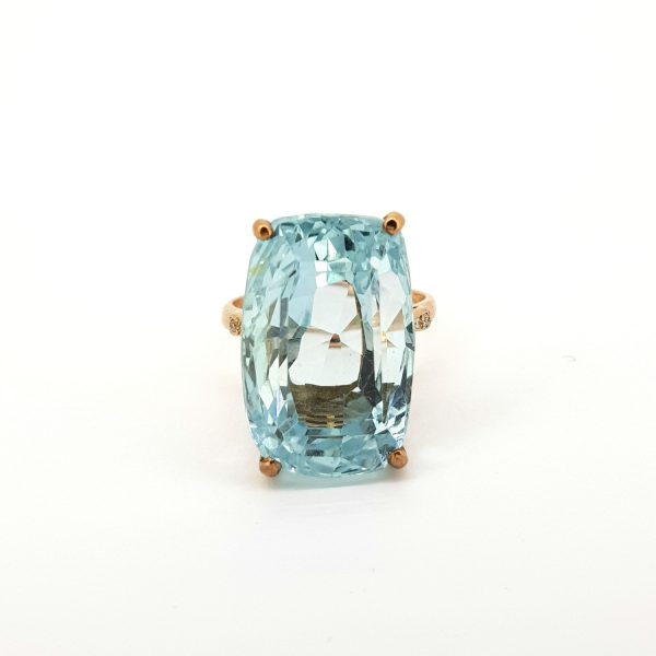 Vintage Blue Topaz and Diamond Cocktail Ring in 18ct Rose Gold