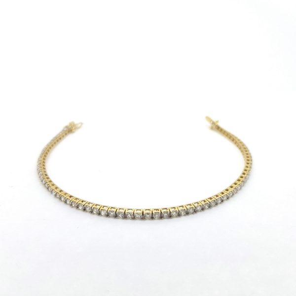 3ct Diamond Line Bracelet in 18ct Yellow Gold; 3.00 carats of round brilliant-cut diamonds, claw-set and mounted in 18ct yellow gold