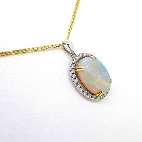 Opal and diamond pendant 4.46 carats