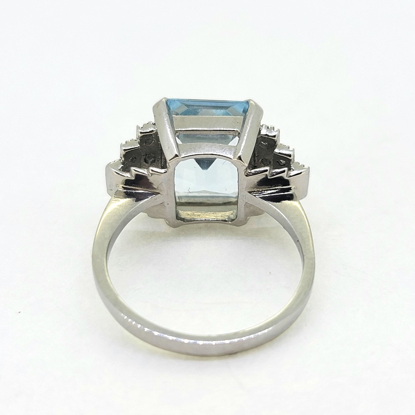 Platinum Aquamarine Cocktail Ring with Diamonds, 4.50ct Aquamarine