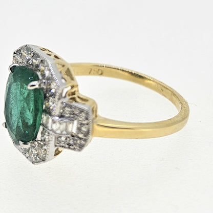 Emerald and Diamond Cluster Ring E2.20 D.72