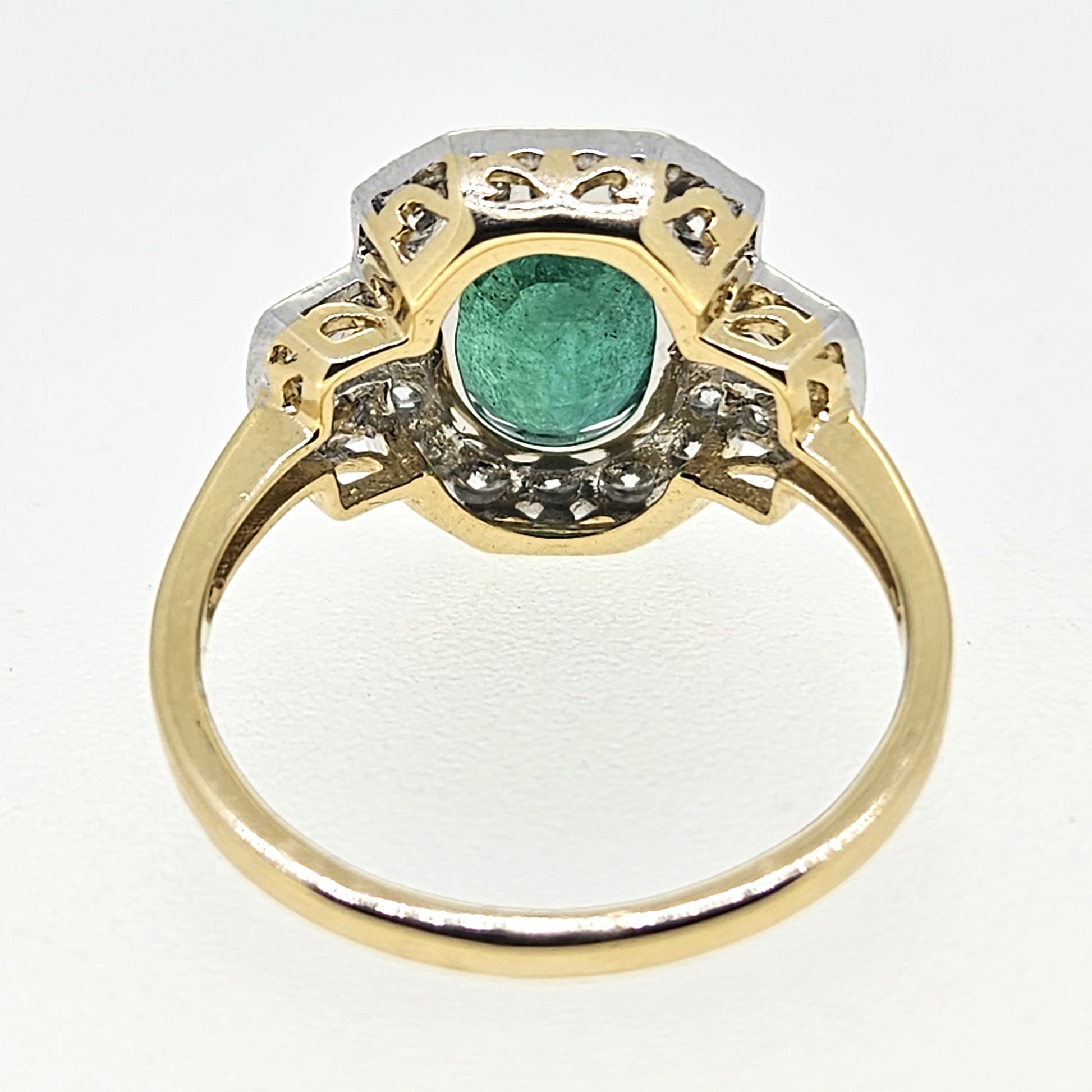 Emerald and Diamond Cluster Ring E2.20 D.72