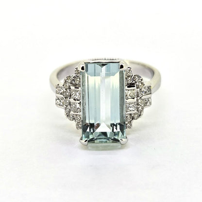 3.75ct Aquamarine Ring with Stepped Diamond Shoulders