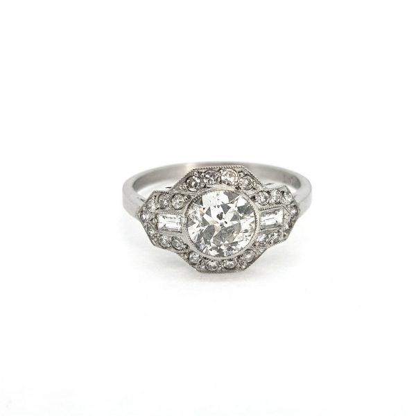 Art Deco Style Diamond Cluster Ring in 18ct White Gold, 0.92 carats