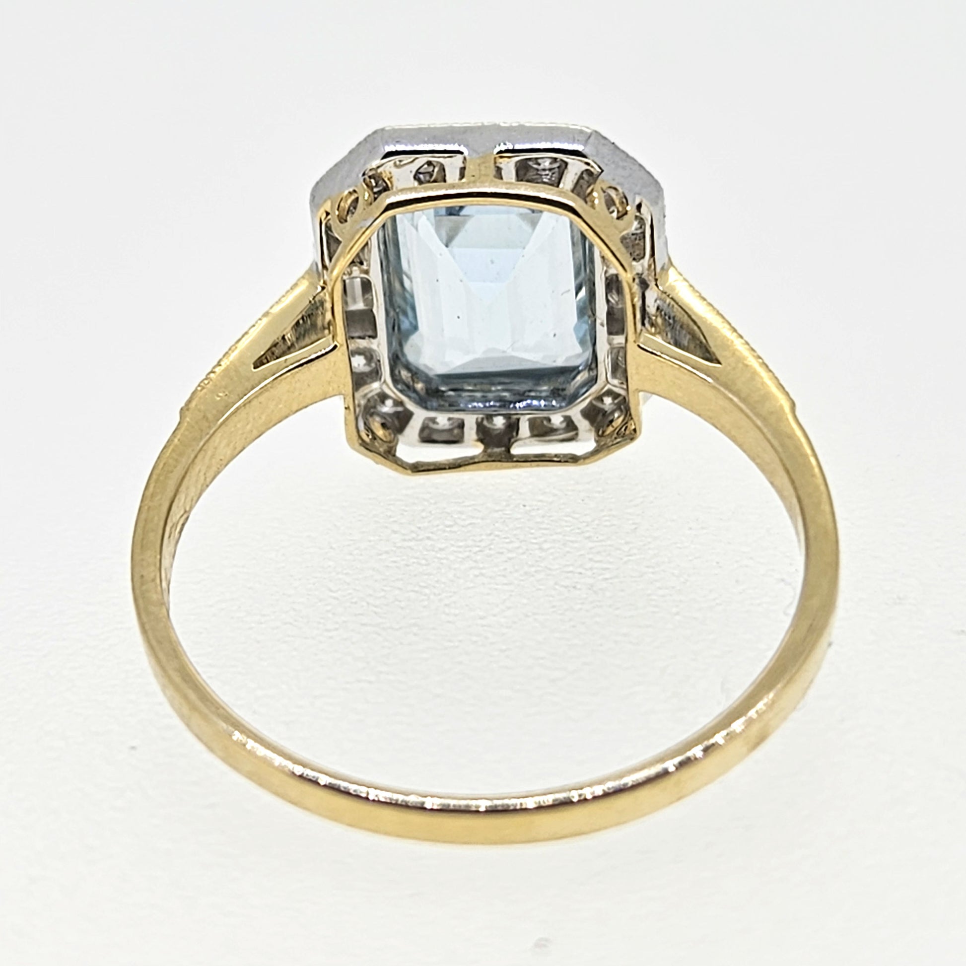 Aquamarine and Diamond Cluster Ring A1.26 D.37