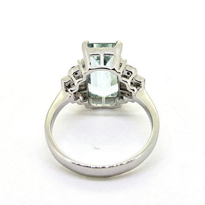 3.75ct Aquamarine Ring with Stepped Diamond Shoulders