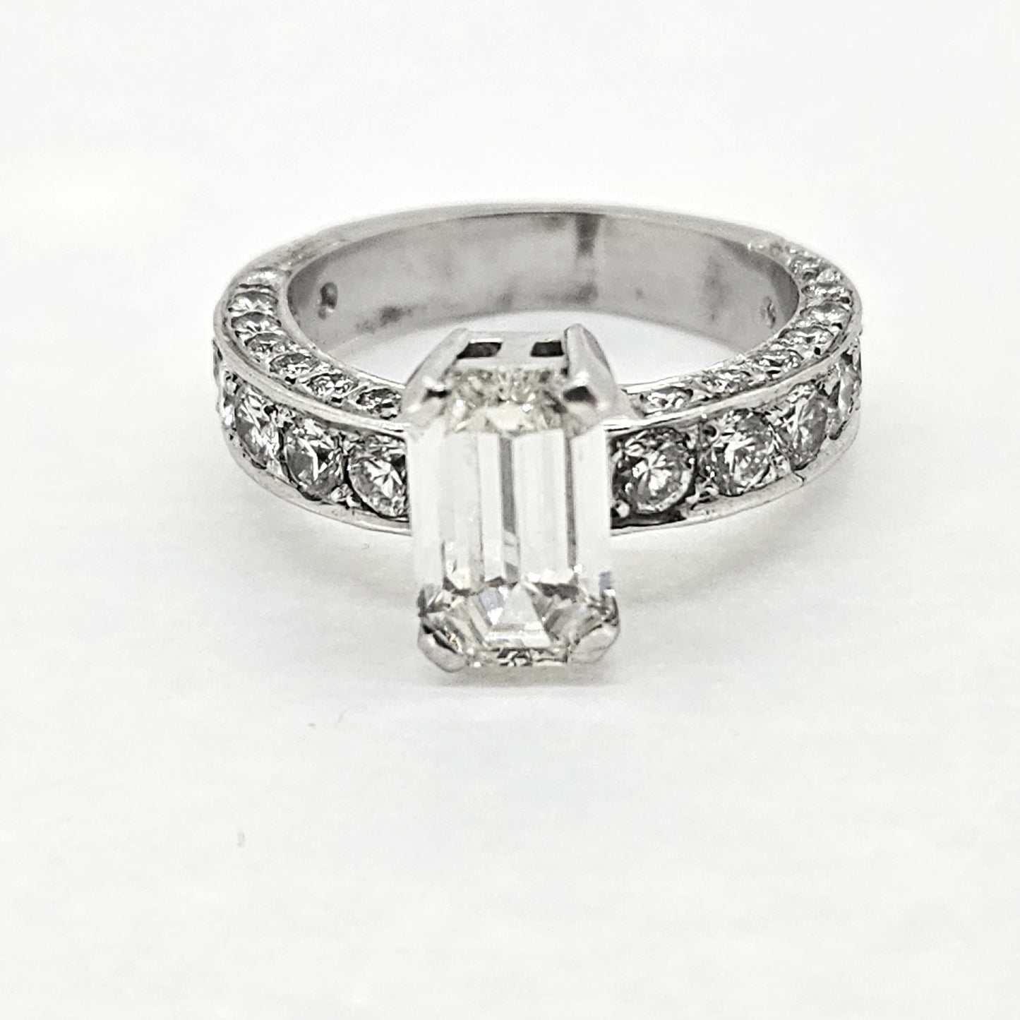 Pre Owned 1.40ct Emerald Cut Diamond Solitaire Engagement Ring with Diamond Shoulders