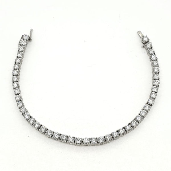 8cts Brilliant Cut Diamond Line Tennis Bracelet in 18ct White Gold